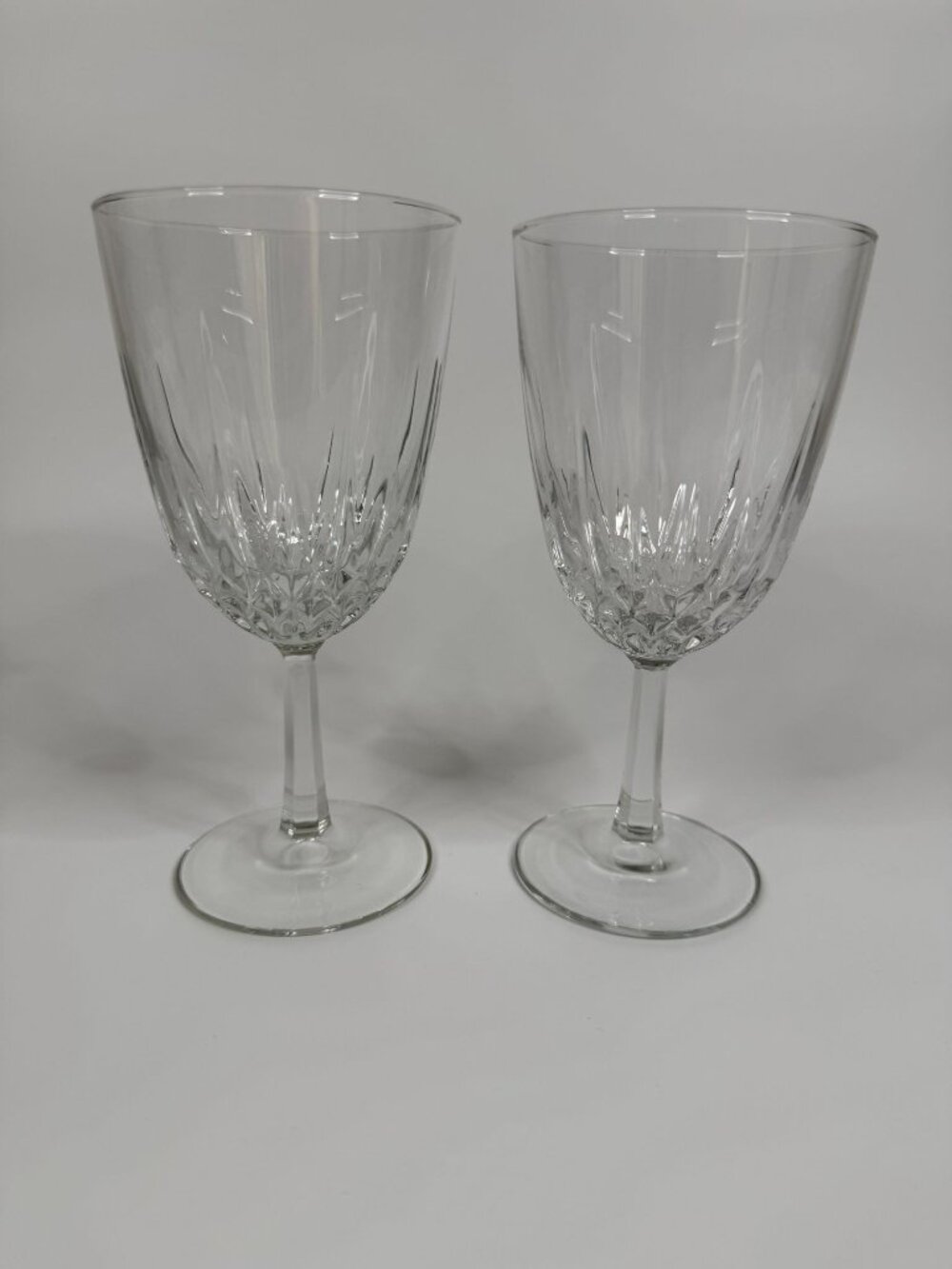 Crystal d'Arques Durand Diamante Water Goblet, 6.75" tall